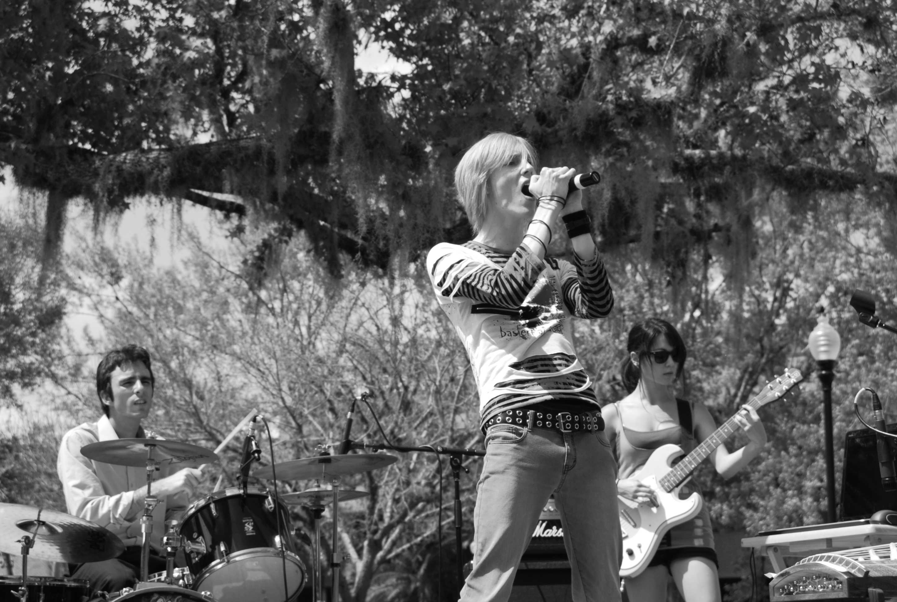 Japanese Club Spring Festival at University of Florida (photo by Gonzalo Escarate. Kelly Tran on guitar)